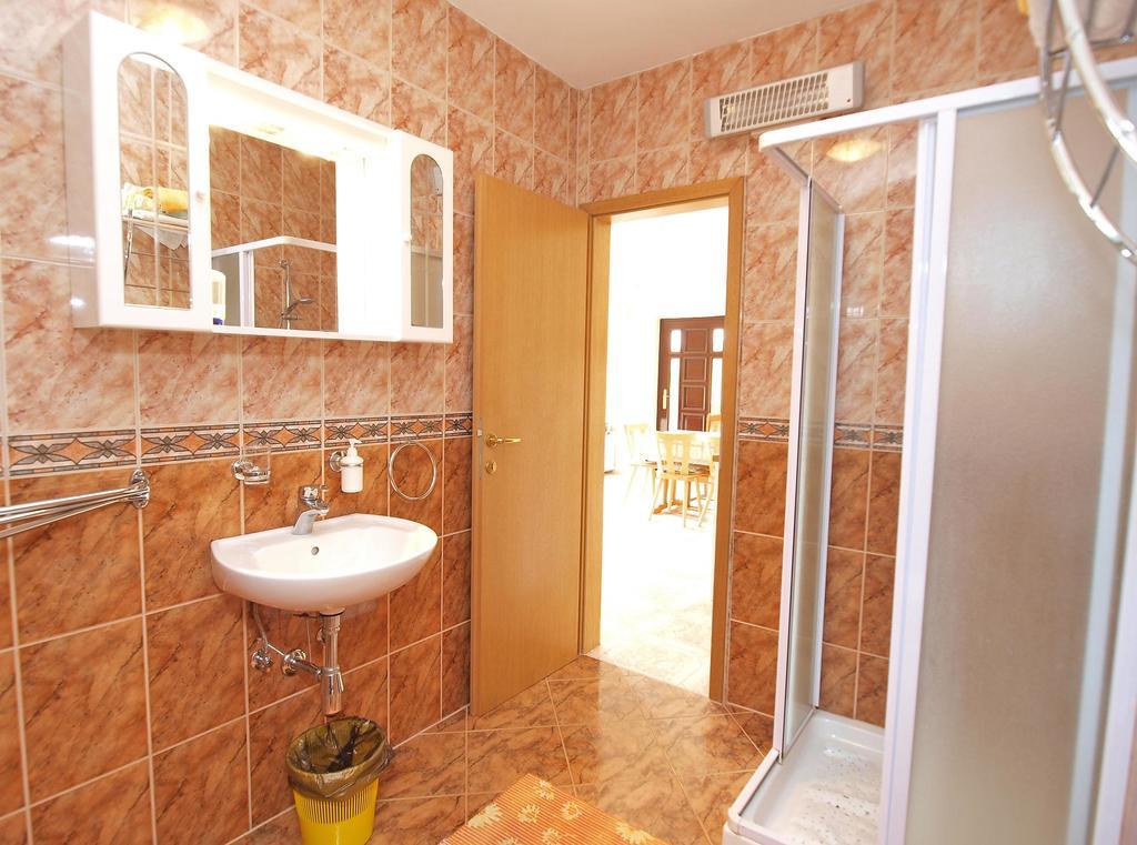 Apartments Durda 1390 スティンヤン エクステリア 写真