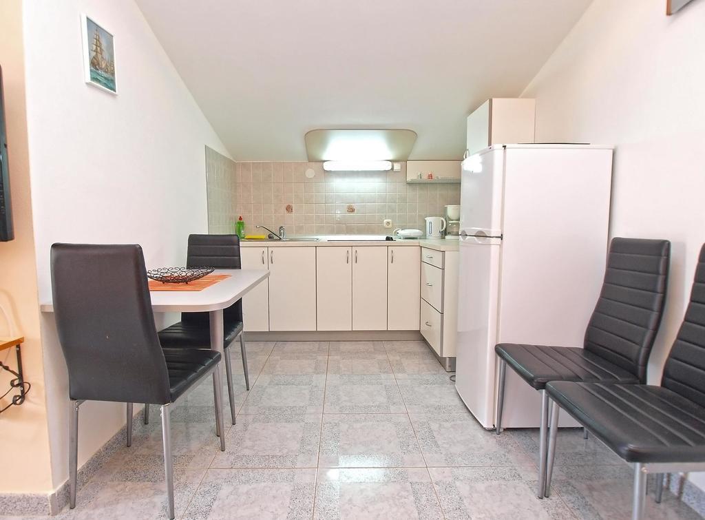 Apartments Durda 1390 スティンヤン エクステリア 写真
